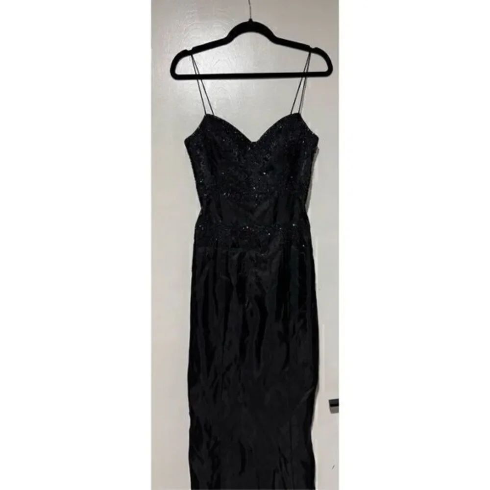 Exquisite Black Bead Embroidered long prom/ball gown sleeveless dress size 8
